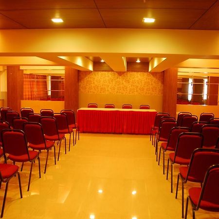 Hotel Mourya Residency Thane Luaran gambar