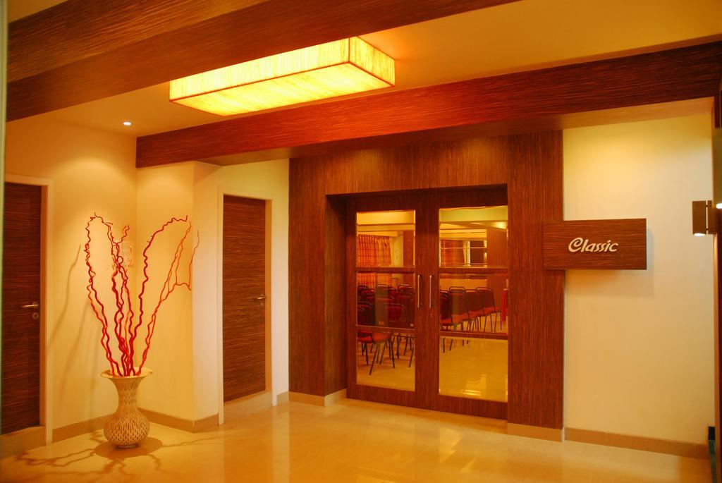 Hotel Mourya Residency Thane Luaran gambar