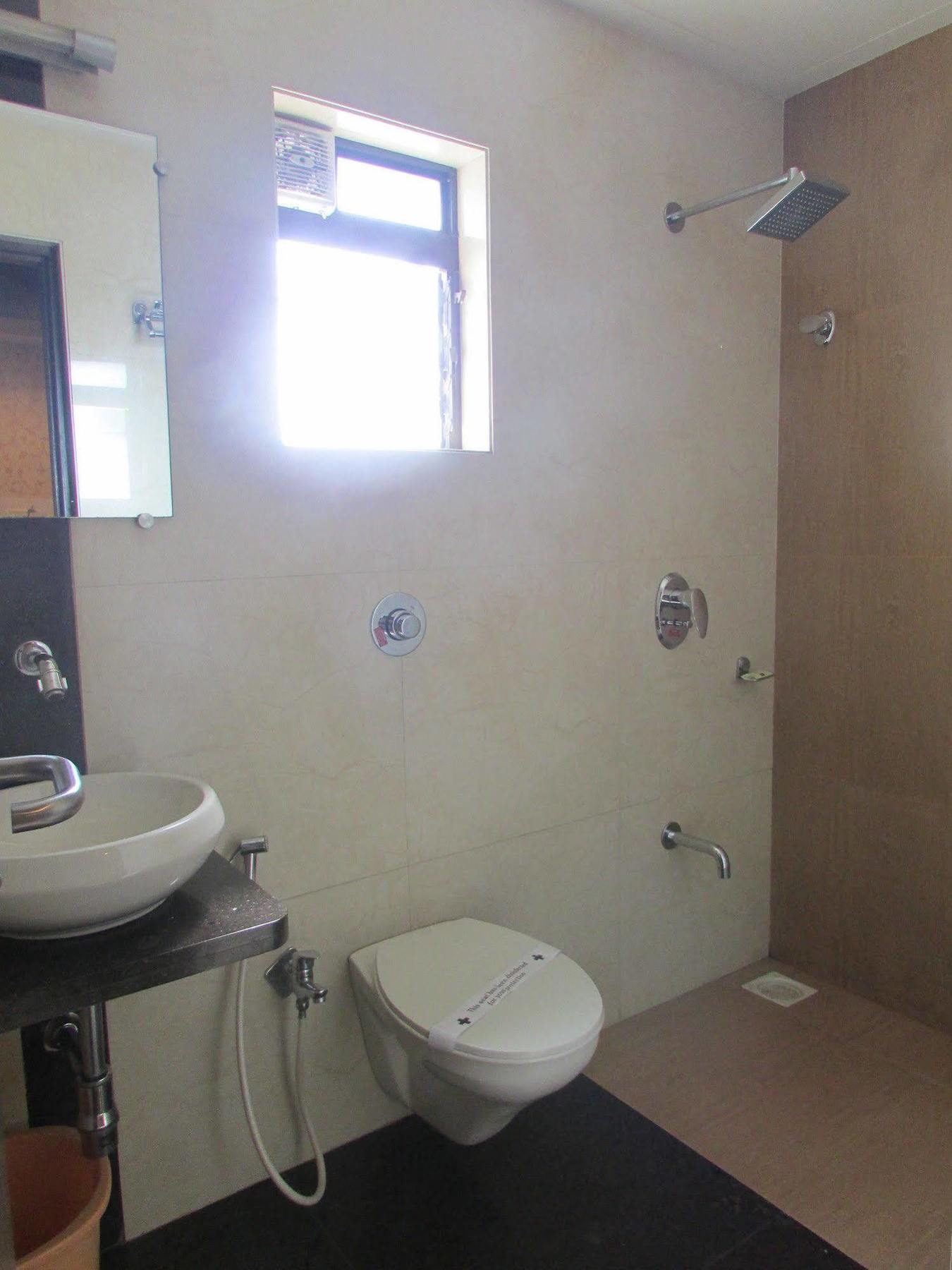 Hotel Mourya Residency Thane Luaran gambar