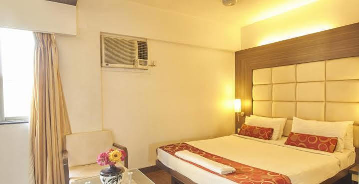 Hotel Mourya Residency Thane Luaran gambar